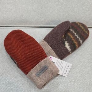 Northern Smittens Recycled Wool Sweater Mittens